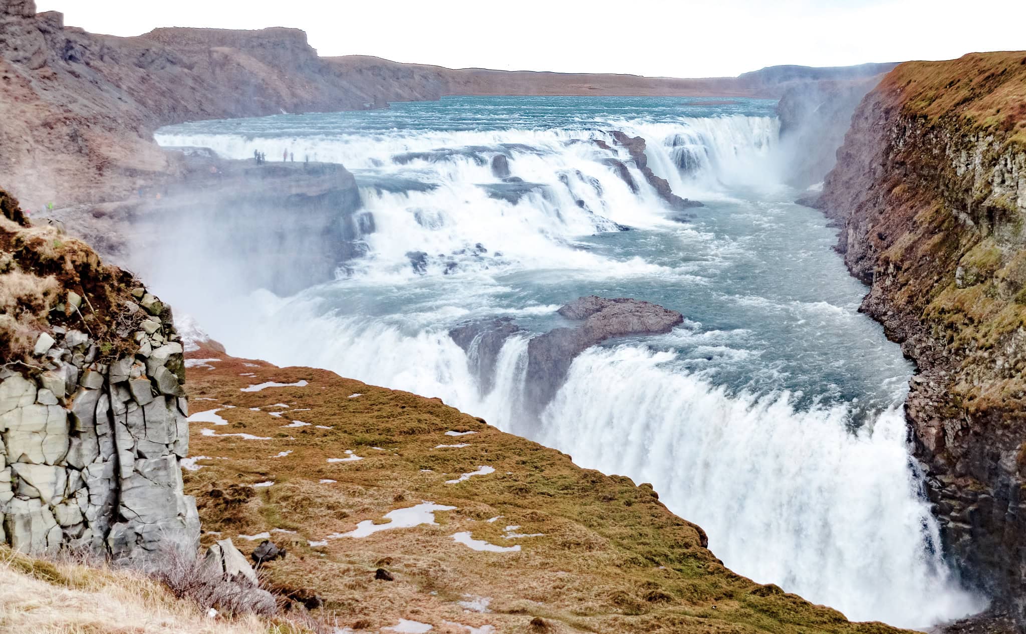 Must see waterfalls on your Iceland road trip around the ring road. Hidden gems, cascading waterfalls and some of the most beautiful landscape I’ve ever seen. | herlifeadventures.blog |
#icelandtravel #hiddengem #icelandvacation #travelhacks #travelguide #adventuretravel #traveltips #europe #traveldestinations #travelexperience #waterfalls #iceland #beautifulplaces #adventure #explore