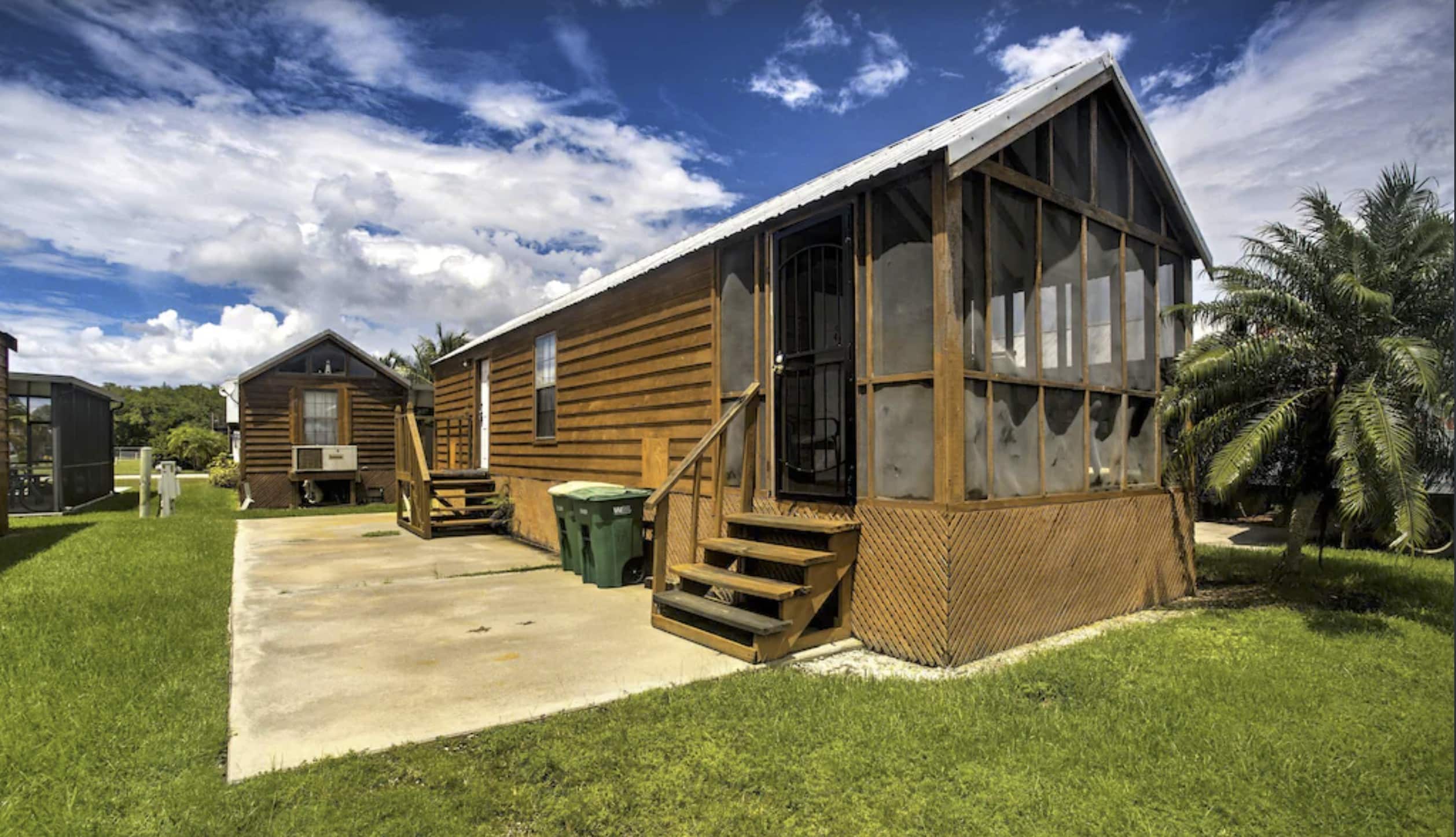 Central Everglades Cabin
