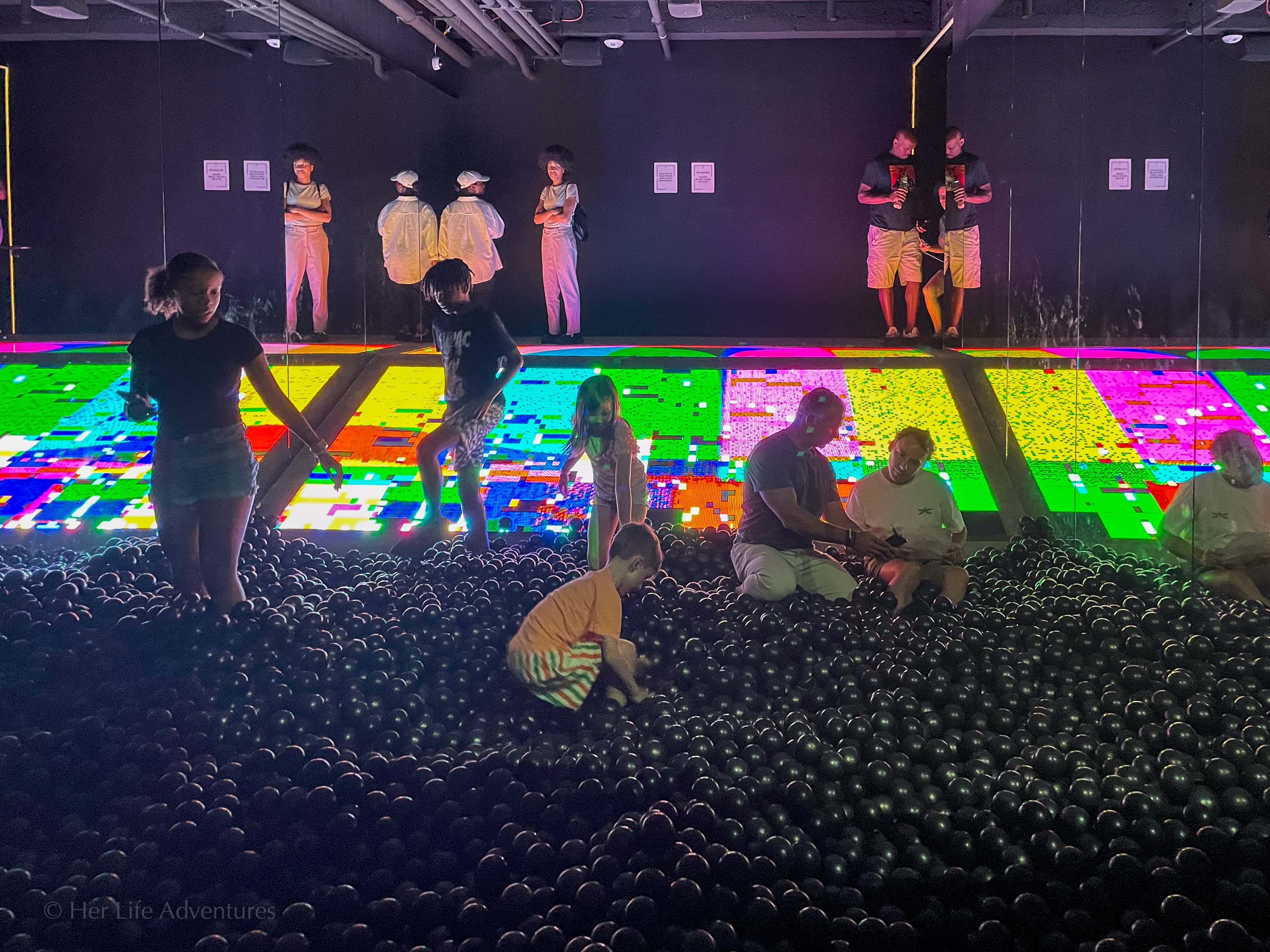 Best Immersive Art Experiences in NYC You MUST See – Her Life Adventures