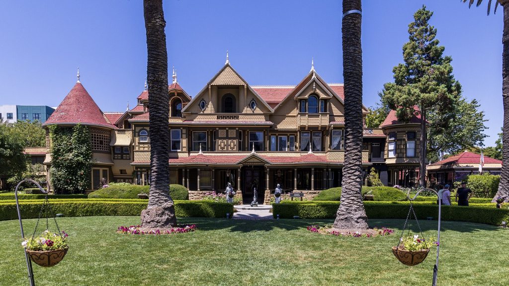 Exploring America’s Creepiest Abandoned Places – Her Life Adventures Winchester Mystery House, San Jose, California