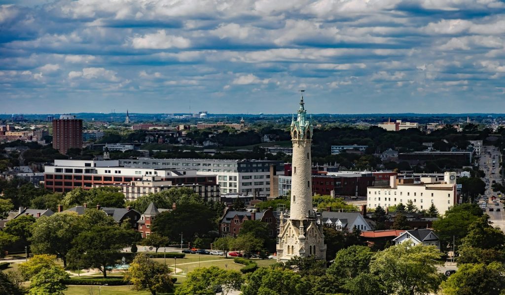 12 U.S. City Breaks That Feel Big Without A Big Budget – Her Life Adventures City Landscape