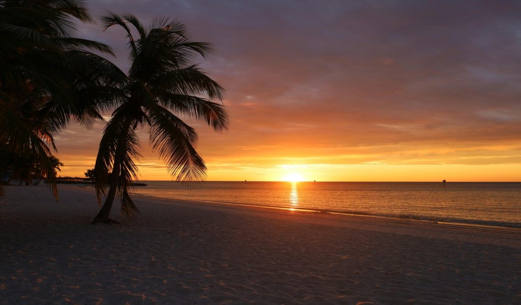 Sunset on Sea 