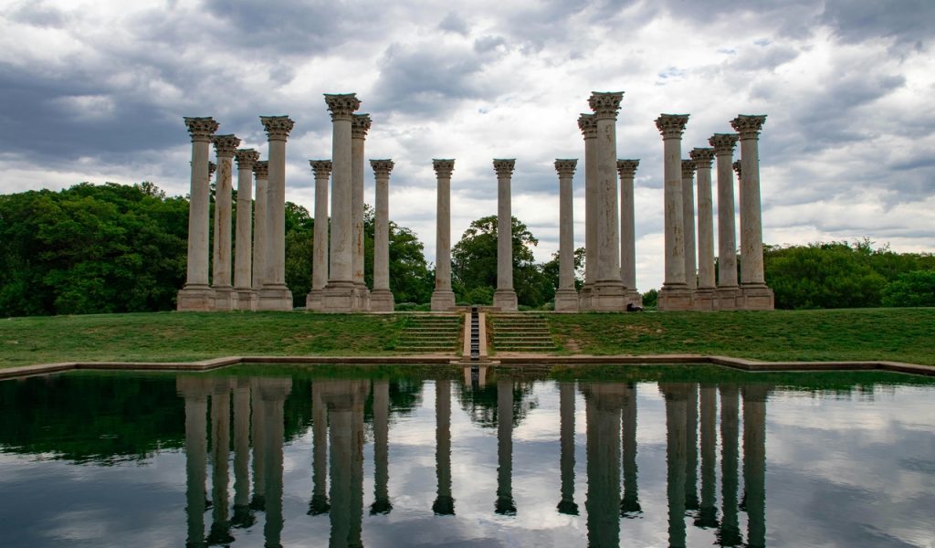 14 Weekend Road Trips Under 300 Miles From Major U.S. Hubs – Her Life Adventures Columns in the National Capitol
