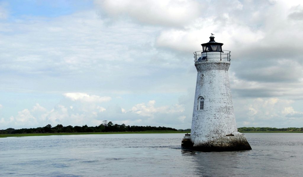 13 U.S. Islands You Can Reach By Ferry For Easy Weekend Escapes – Her Life Adventures White Light House in the Middle of Sea