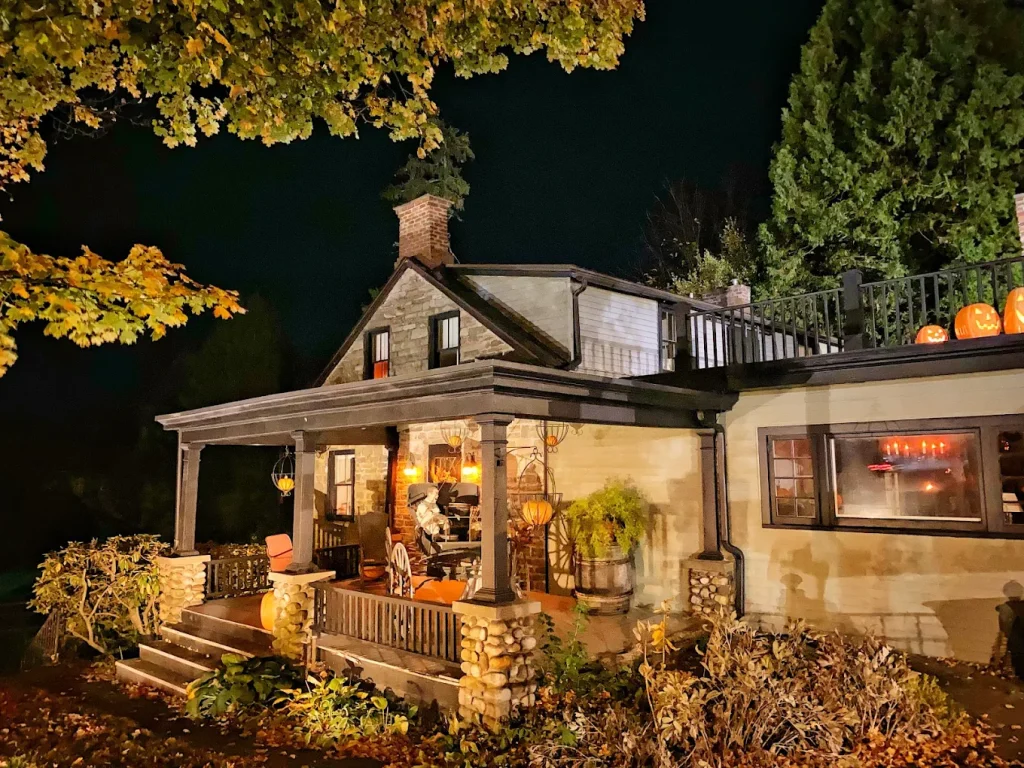 Top haunted houses and attractions across the US – Her Life Adventures Headless Horseman Hayrides & Haunted Houses, Ulster Park New York