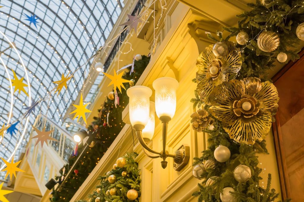 The Schermerhorn lobby decorated for the season