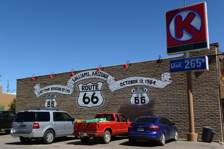 13 Legendary Route 66 Stops You Can't Miss