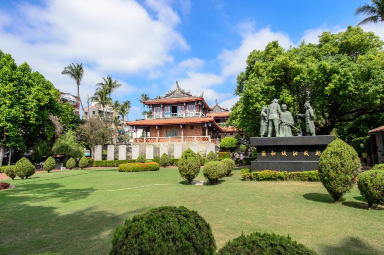 7 Unexpectedly Beautiful Cities Travelers Love