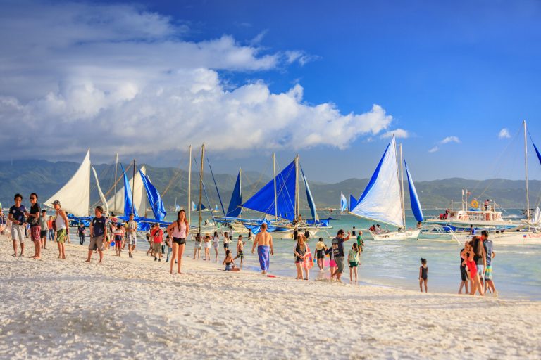 9 Beautiful Destinations Destroyed by Tourism and Pollution