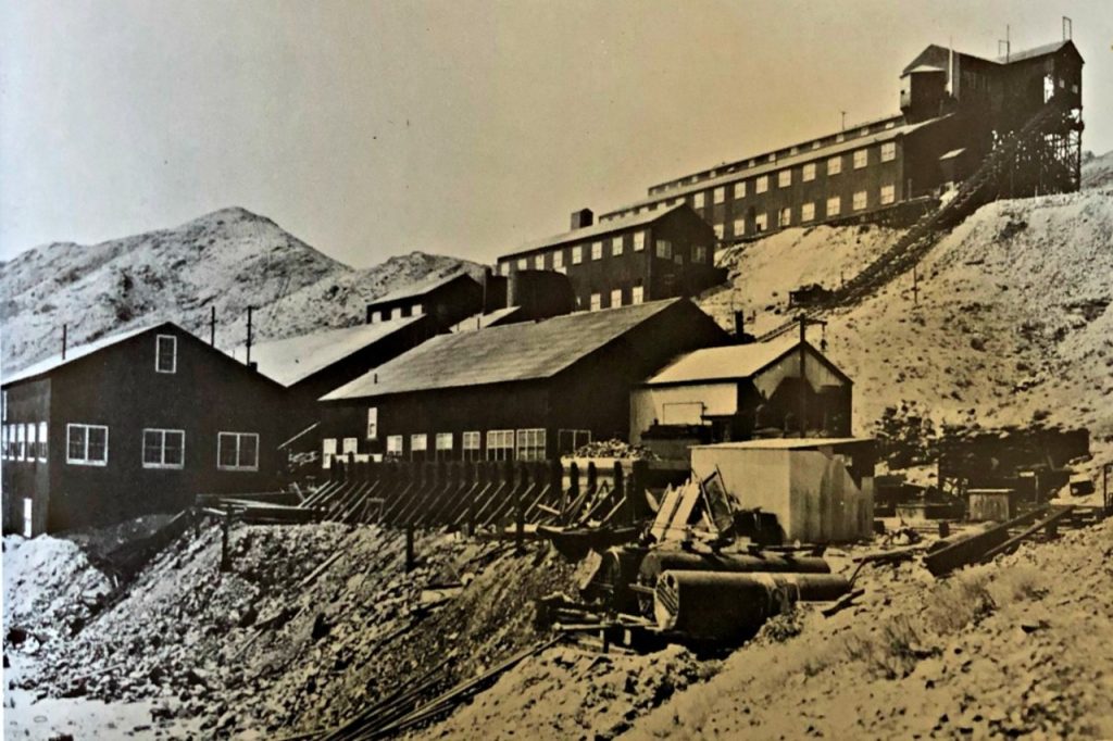 Explore The Forgotten Desert Ghost Towns of Nevada – Her Life Adventures Blair Nevada Stamp mill c 1907 1