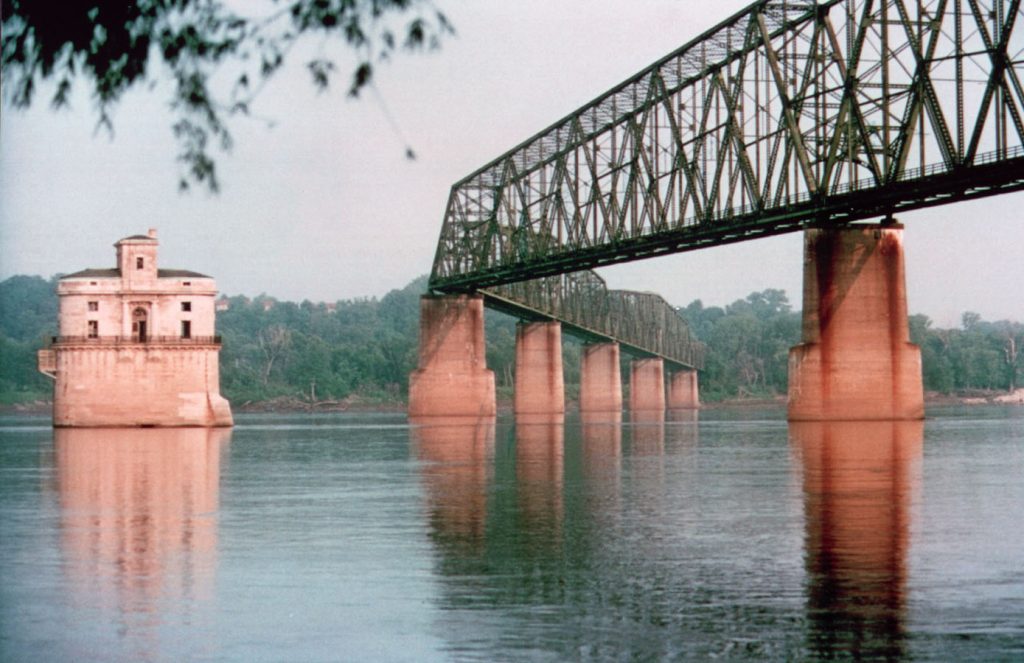 Chain of Rocks Bridge crossing the Mississippi River in Saint Louis, Missouri.