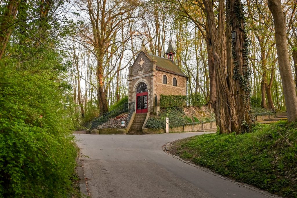 It sparks the right kind of travel story