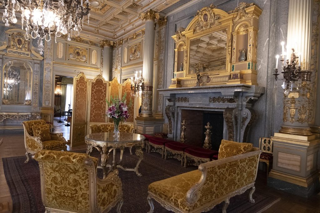 The breakers, Fireplace, Mansion image.