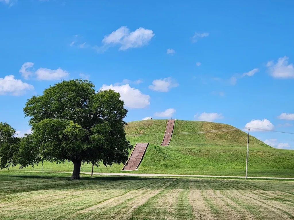 Cahokia Mounds