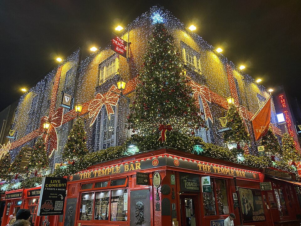Dublin’s Temple Bar And City Bus Corridors