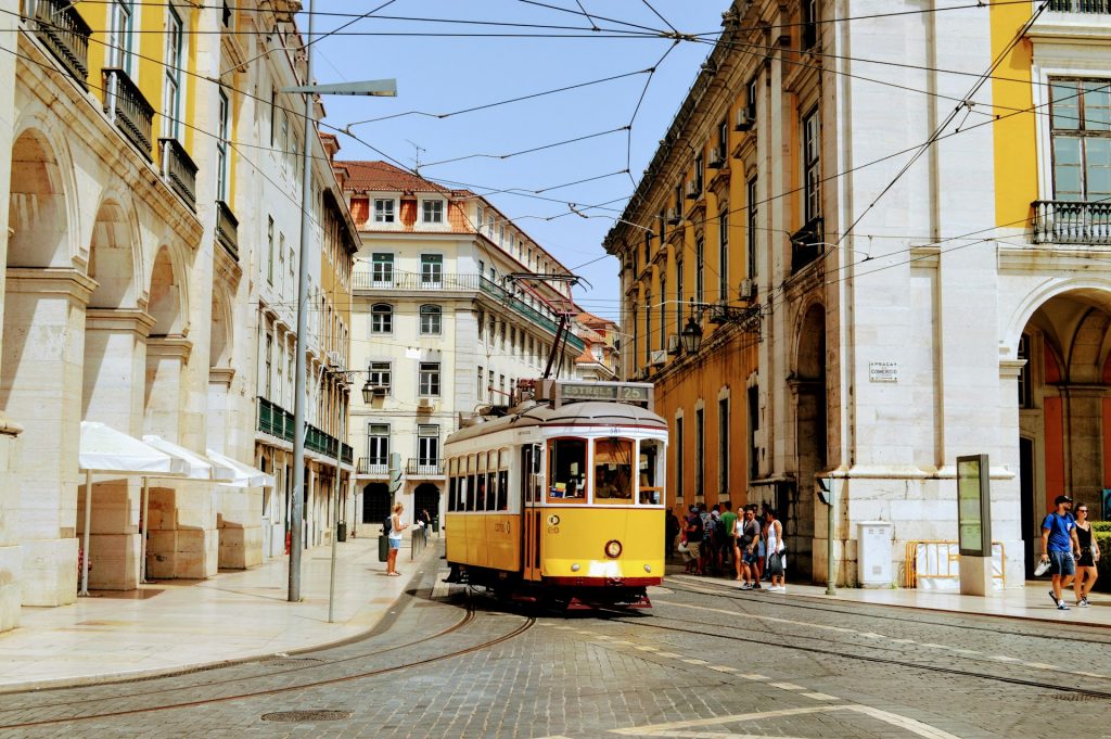 11 Cities Where Airbnb Bans Are Changing How Tourists Stay – Her Life Adventures Lisbon