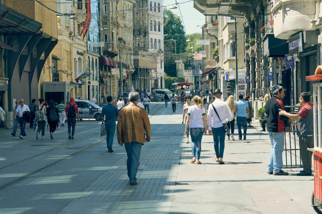 Stopping Dead In The Middle Of The Sidewalk
