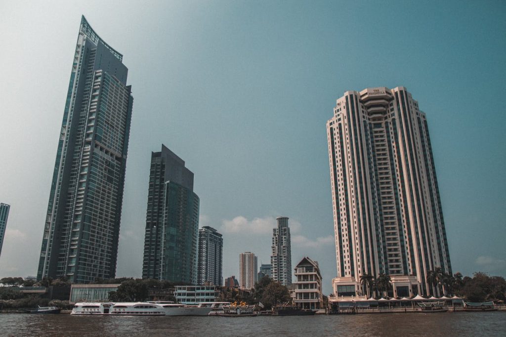 10 Coastal Cities Losing Tourists Due to Rising Water Levels – Her Life Adventures Bangkok