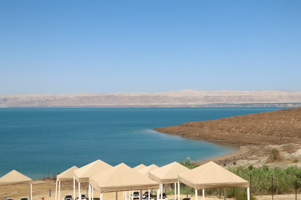 14 “Hidden Gem” Lakes That Are Drying Up Faster Than Expected – Her Life Adventures Dead Sea, Israel and Jordan