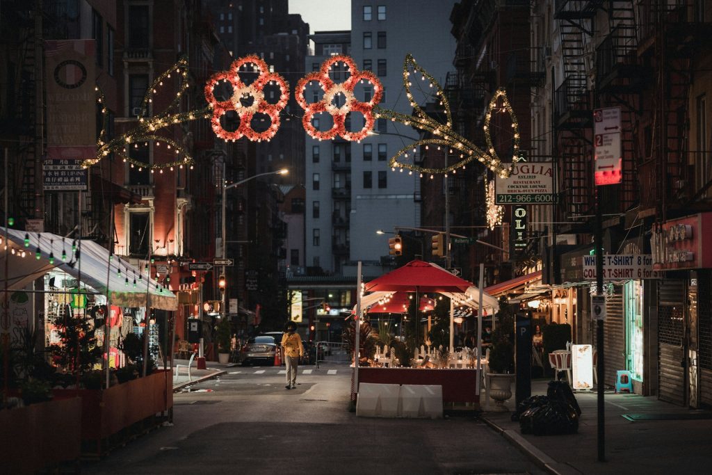 New York Holiday Highlights as a Whirlwind Loop