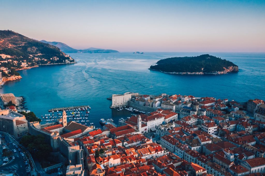 10 Coastal Cities Losing Tourists Due to Rising Water Levels – Her Life Adventures Dubrovnik