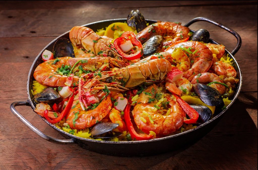 Barcelona Paella Built for Photo Pans