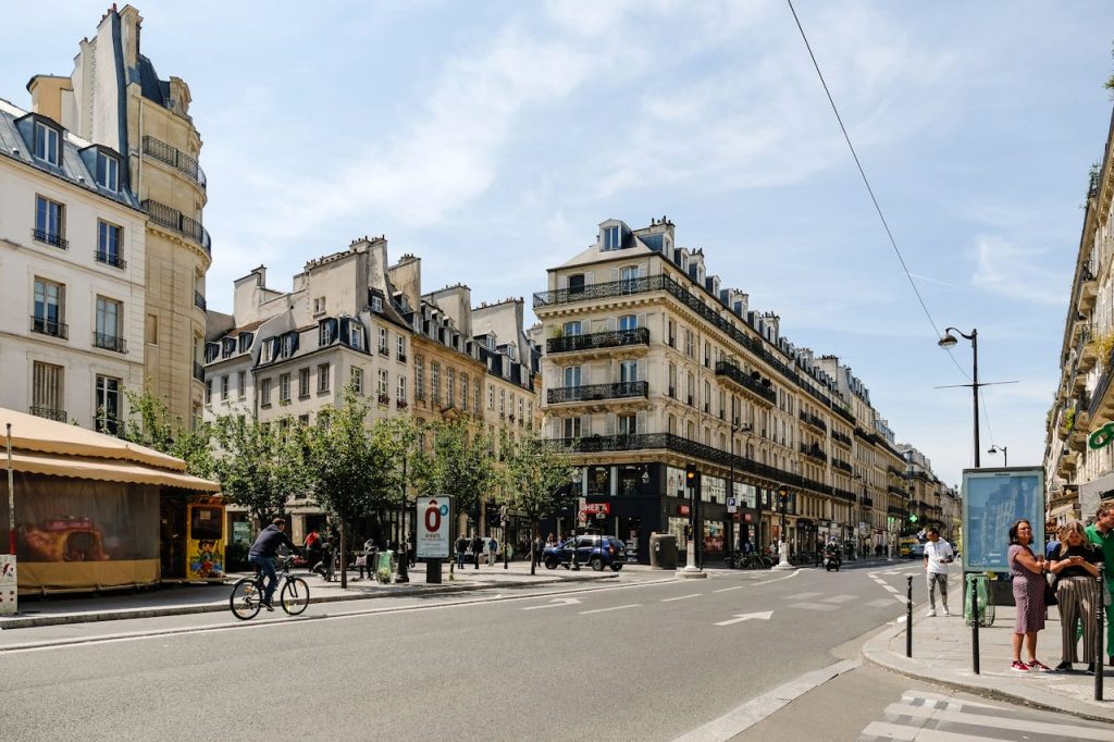11 Cities Where Airbnb Bans Are Changing How Tourists Stay – Her Life Adventures Paris