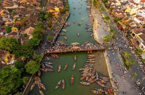 Labor Day Clears The Crowds Everywhere