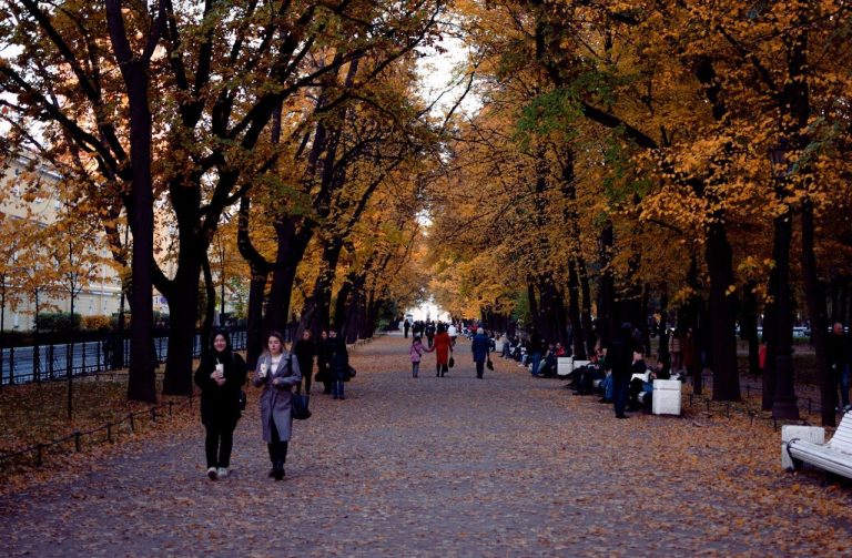 Photo Stops Become Earlier And Quieter