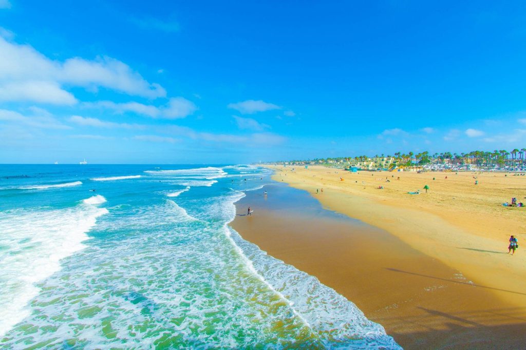 13 U.S. Beaches With Strangely Strict Rules You Must Follow – Her Life Adventures Huntington Beach California