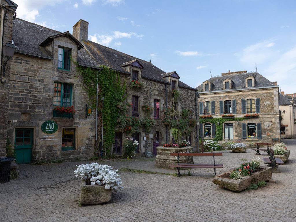 Charming Village Scene in Rochefort-en-Terre, France

