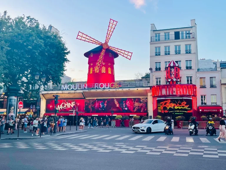 Moulin Rouge, Paris