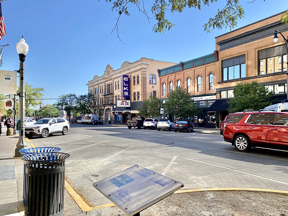9 U.S. Routes Through the Black Hills That Feel Realistic About Winter Energy – Her Life Adventures Rapid City Comfort Loop On U.S. 16 And S.D. 44