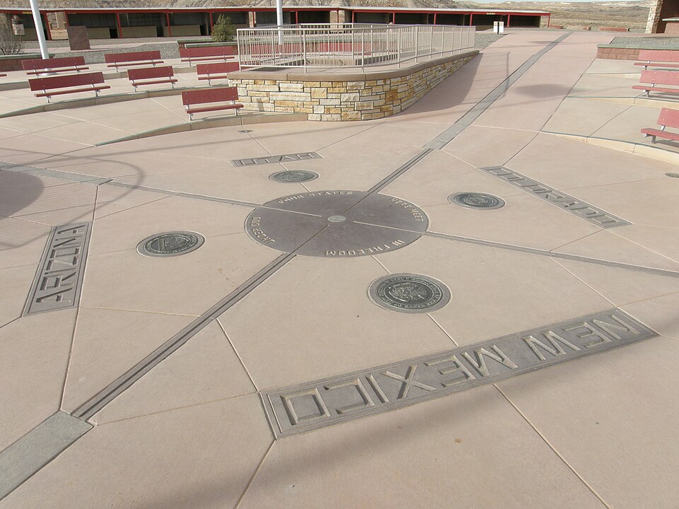 Four Corners Monument, Four Corners Region
