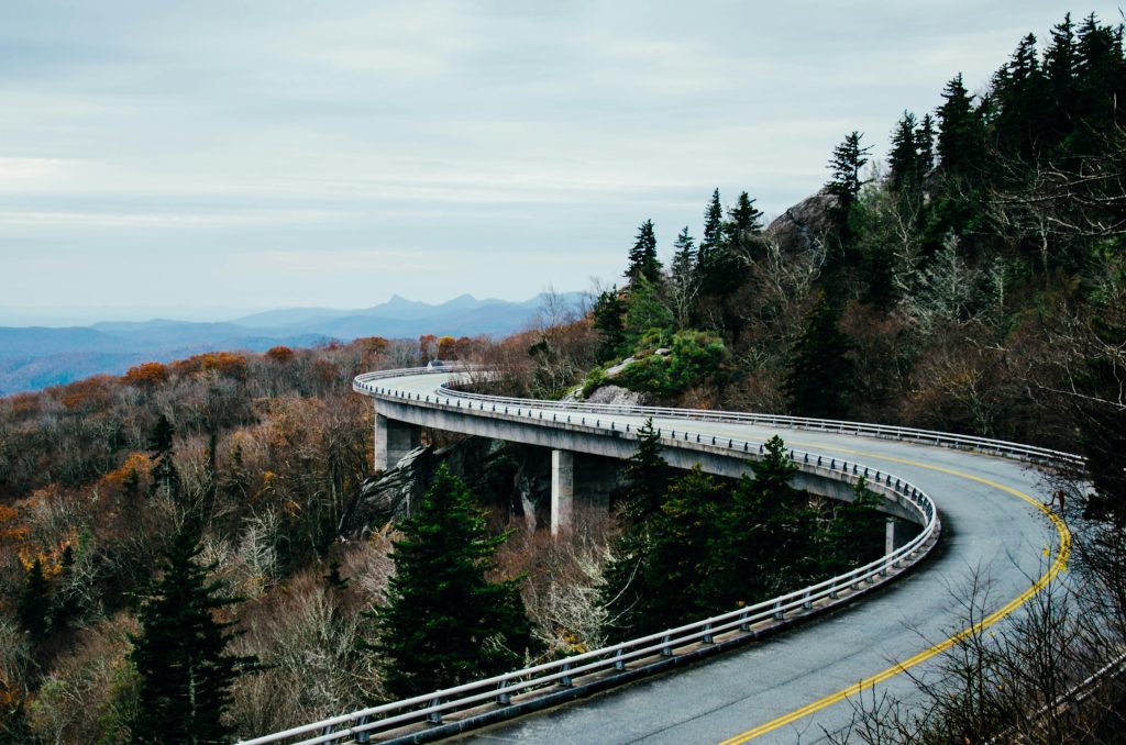 Blue Ridge Parkway Overlook Loops, Virginia and North Carolina