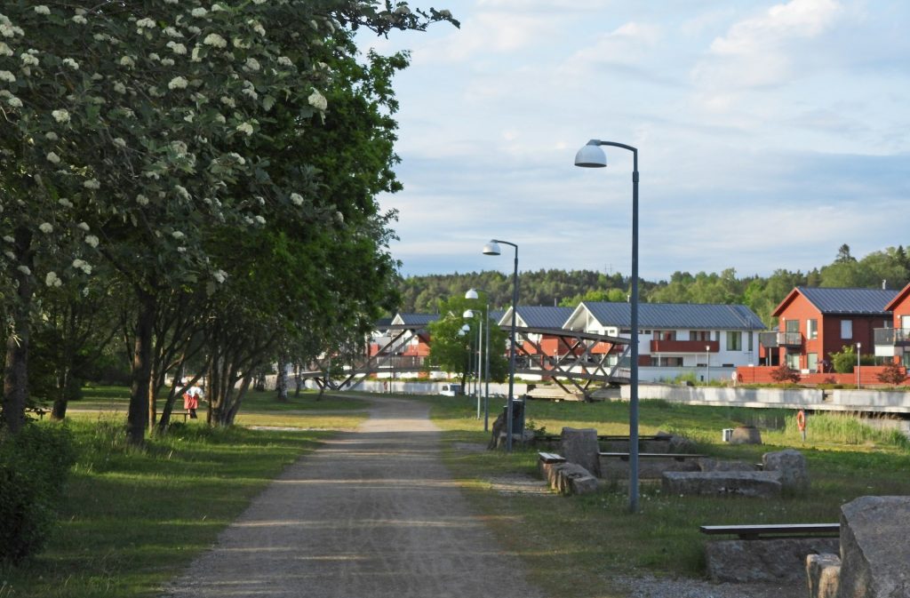 Stay In A Smaller Hub City With Easy Day Trips