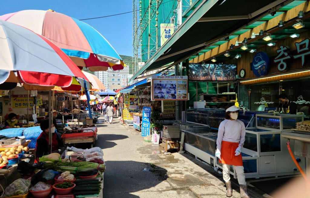 A Market Morning That Turns Into Lunch