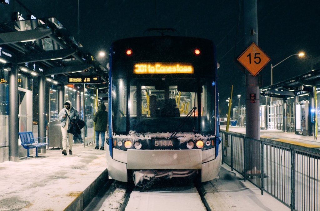 Friday Night Departure, Sunday Lunch Return