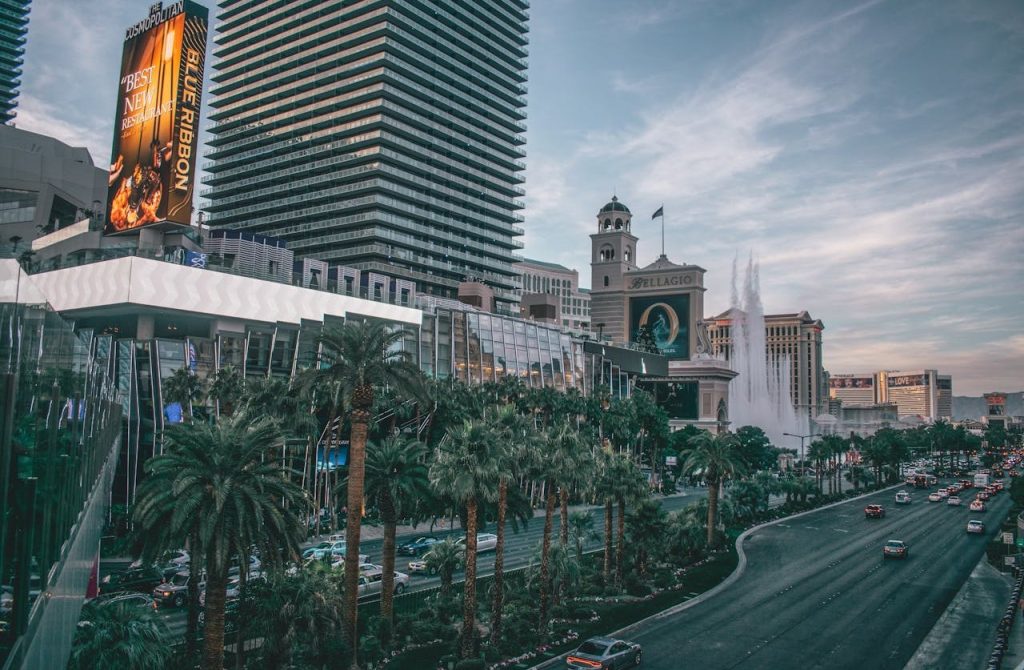 Las Vegas to the Grand Canyon South Rim