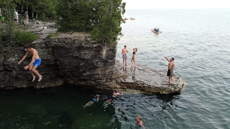 Cave Point County Park, Wisconsin