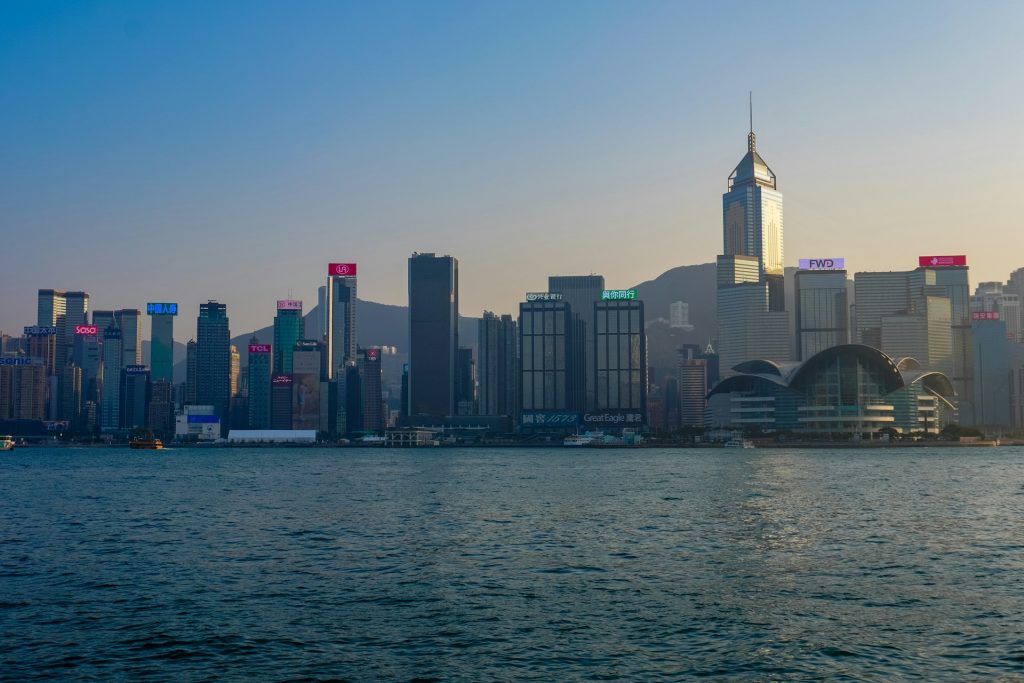 হংকং: হারবারফ্রন্ট থেকে পিক ভিউপয়েন্ট পর্যন্ত