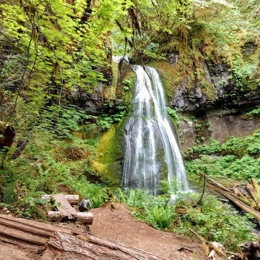 Spirit Falls In Oregon