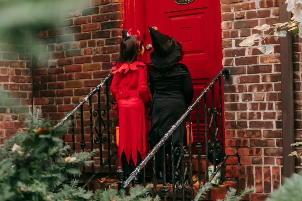 Dropping In On Neighbors Without A Text First