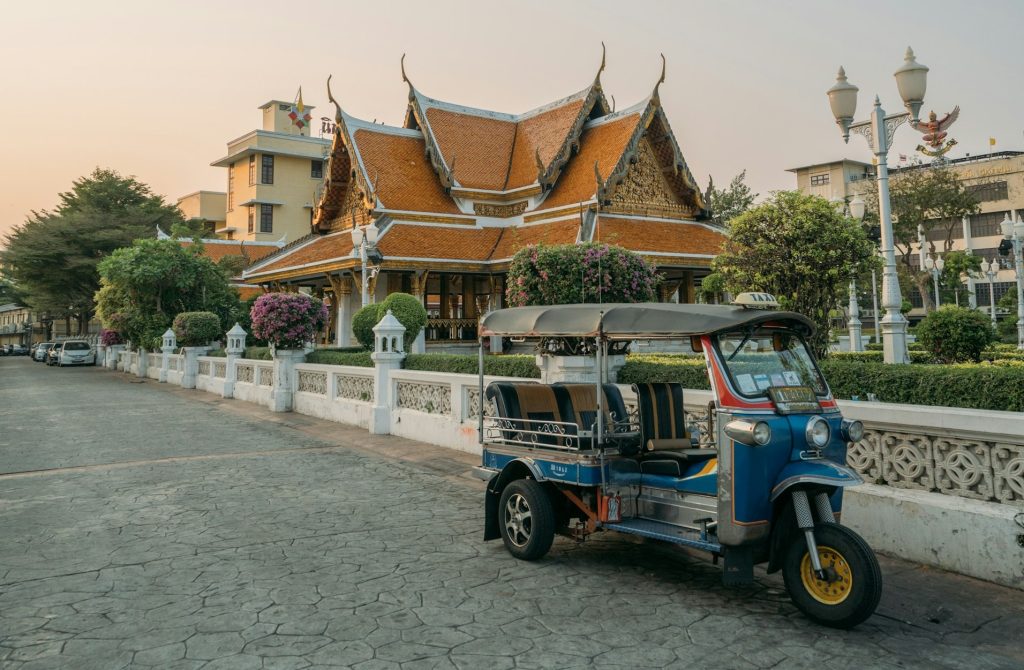ব্যাংকক: নদীর ধারে রয়্যাল কোয়ার্টার
