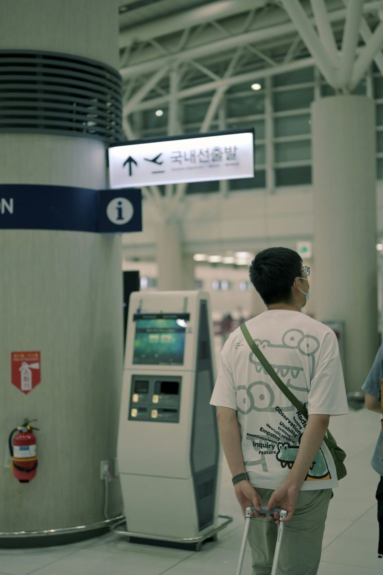 I Booked the Cheapest Flight Possible and Regretted It Before Takeoff