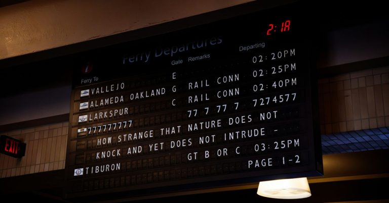 Airport Delays Continue to Hit Major U.S. Hubs as Summer Nears