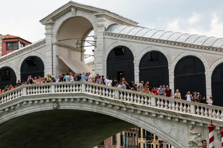 I Visited the Most Touristed City in Europe and I’m Not Sorry I Hated It????????????????