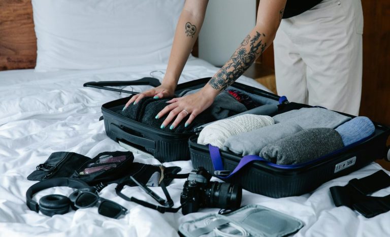 8 Travel Packing Mistakes That Customs Officers Say They See Every Single Day????????????????