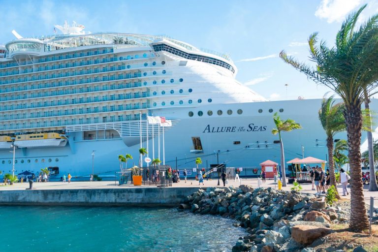 9 Cruise Destinations That Look Stunning in the Brochure and Disappoint Every Single Time