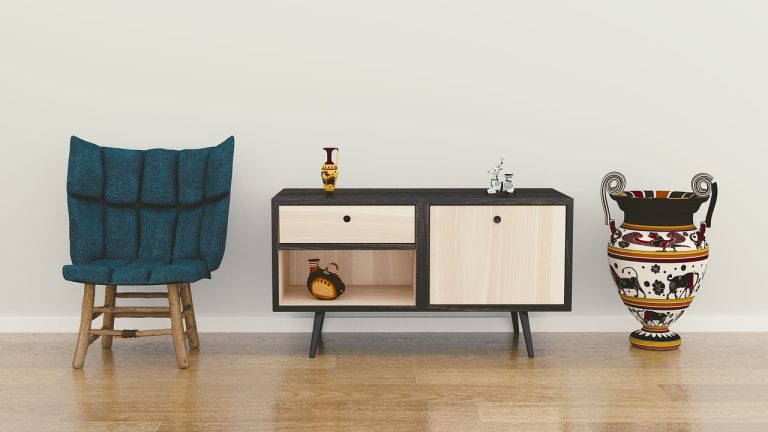 5 Furniture Pieces That Movers Say Almost Never Survive Relocation and What to Do With Them Before You Move
